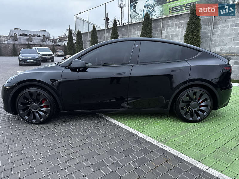 Внедорожник / Кроссовер Tesla Model Y 2022 в Киеве