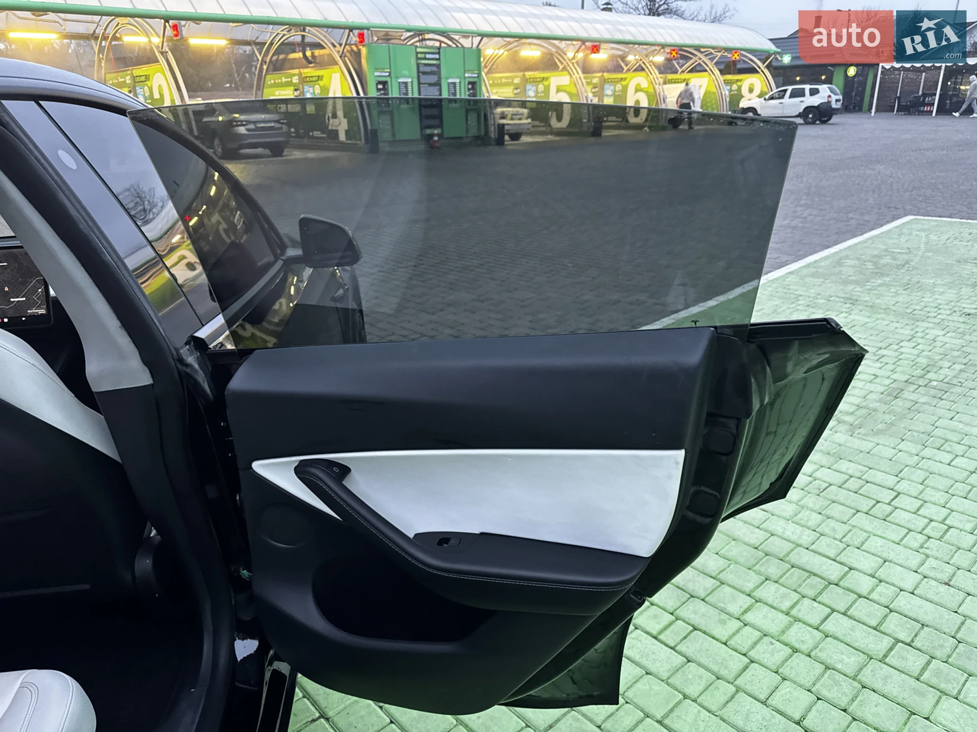 2021 Tesla Model Y - мініатюра 33