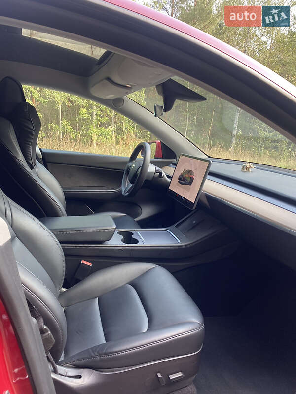 Внедорожник / Кроссовер Tesla Model Y 2022 в Киеве