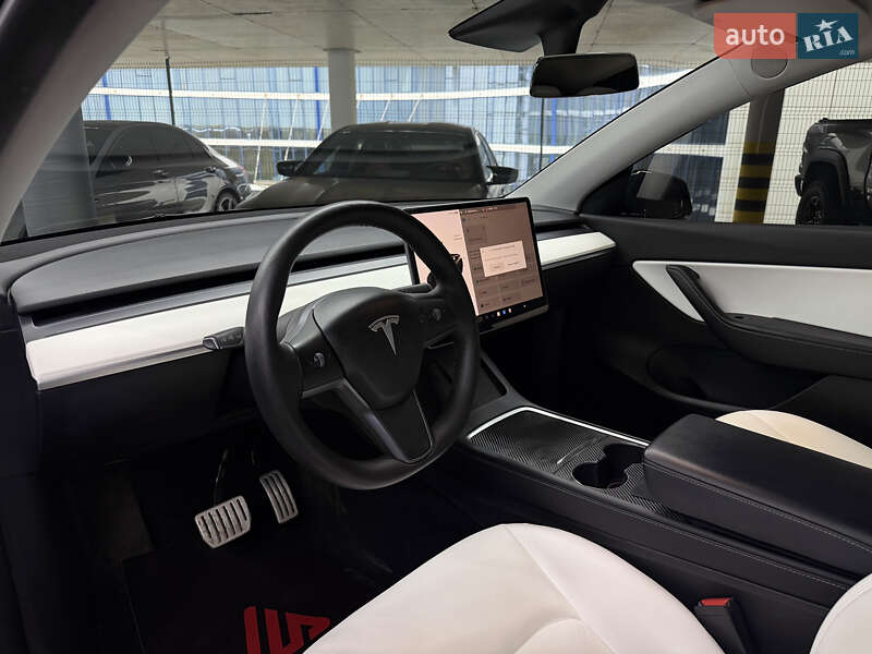 Внедорожник / Кроссовер Tesla Model Y 2021 в Одессе