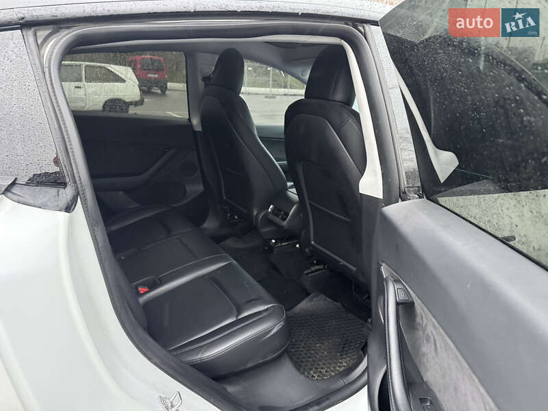 Внедорожник / Кроссовер Tesla Model Y 2021 в Киеве фото 10 Внедорожник / Кроссовер Tesla Model Y 2021 в Киеве