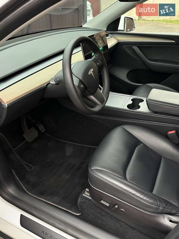 Внедорожник / Кроссовер Tesla Model Y 2022 в Новомосковске фото 12 Внедорожник / Кроссовер Tesla Model Y 2022 в Новомосковске