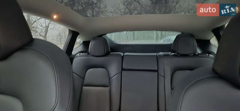 Внедорожник / Кроссовер Tesla Model Y 2022 в Кропивницком