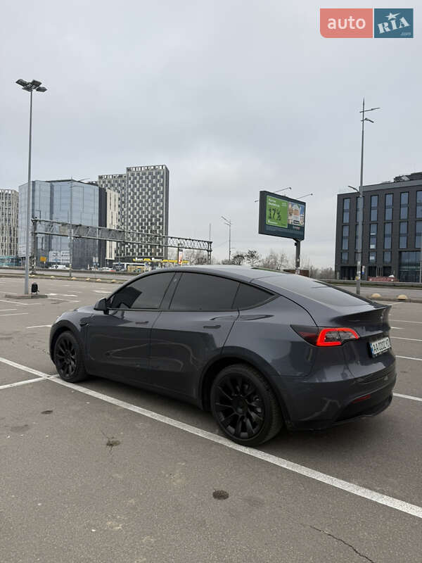 Внедорожник / Кроссовер Tesla Model Y 2022 в Киеве фото 4 Внедорожник / Кроссовер Tesla Model Y 2022 в Киеве