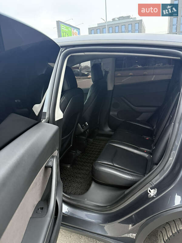 Внедорожник / Кроссовер Tesla Model Y 2022 в Киеве фото 10 Внедорожник / Кроссовер Tesla Model Y 2022 в Киеве