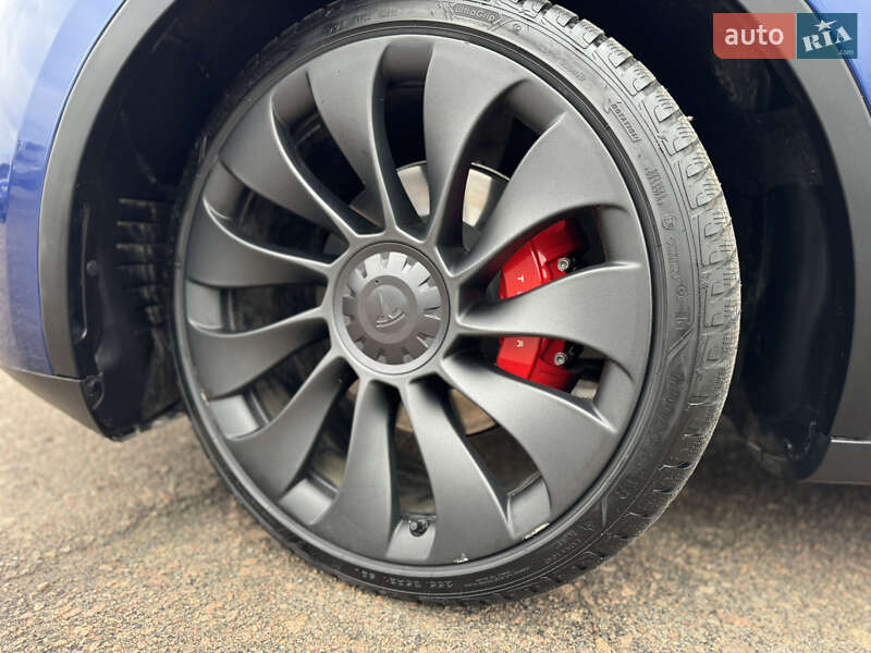 Внедорожник / Кроссовер Tesla Model Y 2023 в Киеве фото 16 Внедорожник / Кроссовер Tesla Model Y 2023 в Киеве