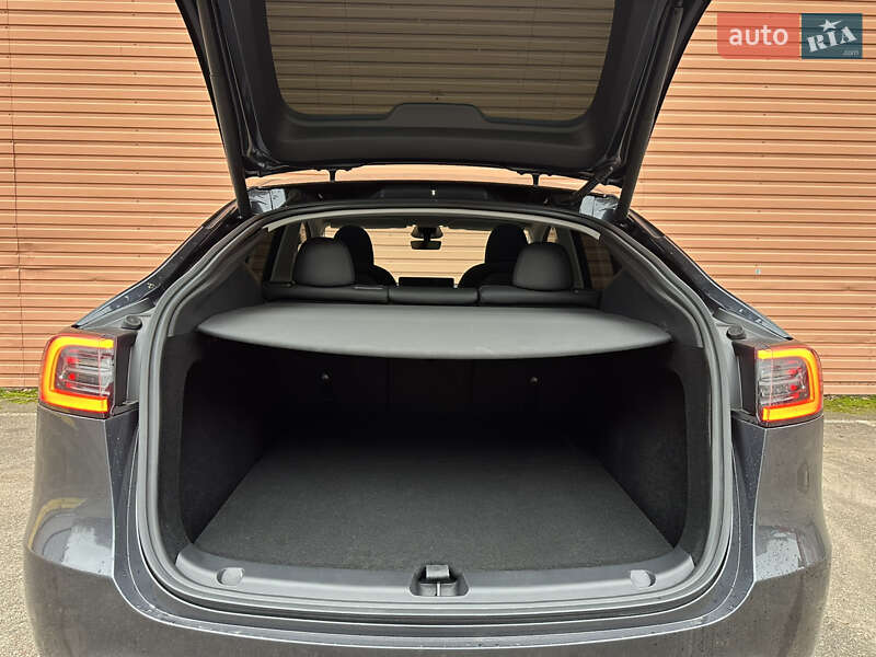 Внедорожник / Кроссовер Tesla Model Y 2024 в Киеве фото 23 Внедорожник / Кроссовер Tesla Model Y 2024 в Киеве
