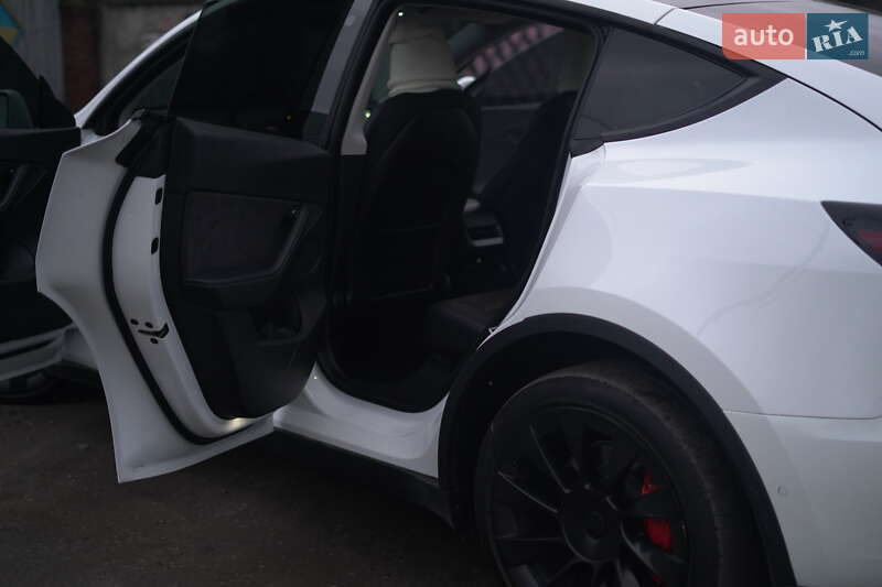 Внедорожник / Кроссовер Tesla Model Y 2021 в Хмельницком фото 52 Внедорожник / Кроссовер Tesla Model Y 2021 в Хмельницком
