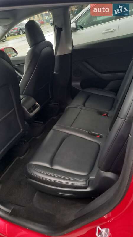 Внедорожник / Кроссовер Tesla Model Y 2021 в Киеве