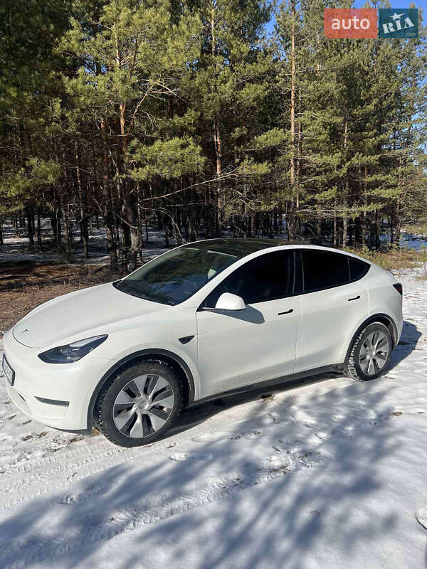 Tesla Model Y 2023 Tesla Model Y 2023