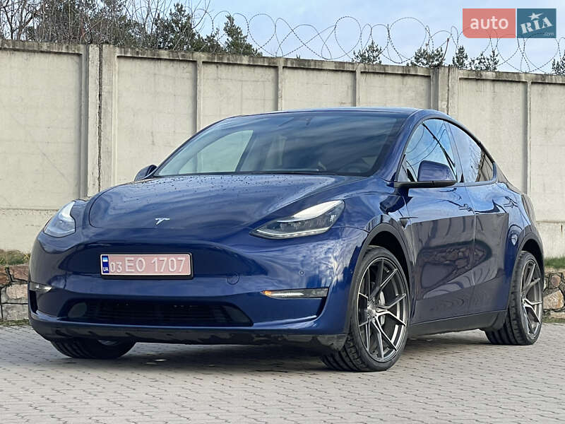 Внедорожник / Кроссовер Tesla Model Y 2022 в Сарнах