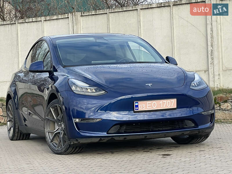 Внедорожник / Кроссовер Tesla Model Y 2022 в Сарнах