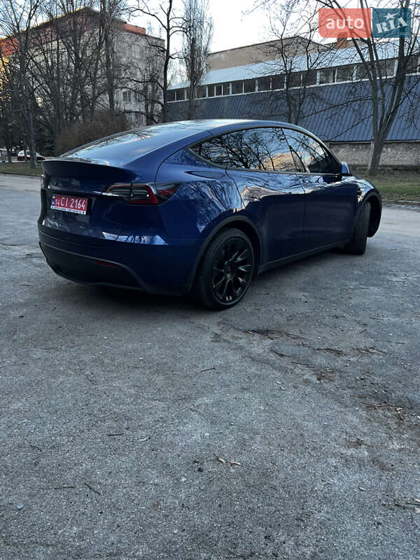 Внедорожник / Кроссовер Tesla Model Y 2022 в Днепре