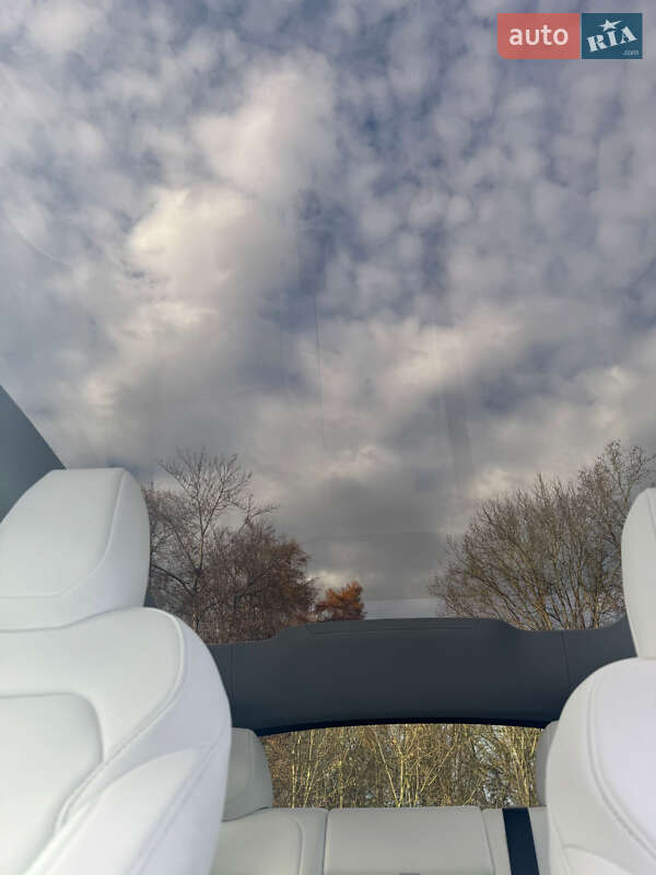 Внедорожник / Кроссовер Tesla Model Y 2025 в Ровно фото 27 Внедорожник / Кроссовер Tesla Model Y 2025 в Ровно