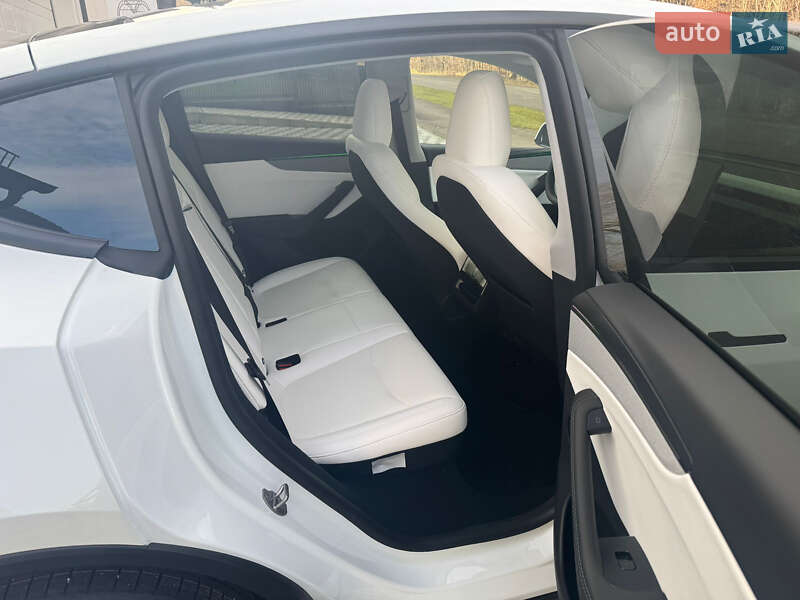 Внедорожник / Кроссовер Tesla Model Y 2025 в Ровно фото 35 Внедорожник / Кроссовер Tesla Model Y 2025 в Ровно
