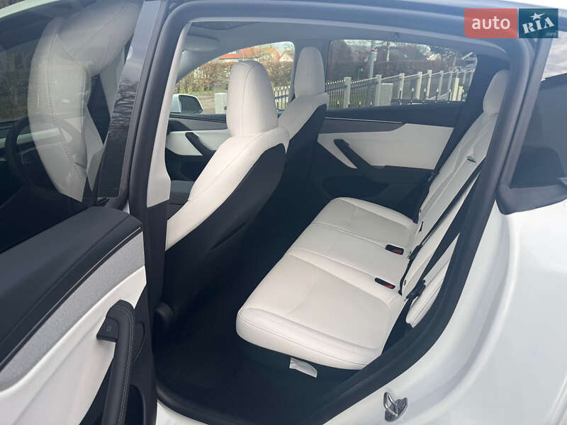 Внедорожник / Кроссовер Tesla Model Y 2025 в Ровно фото 47 Внедорожник / Кроссовер Tesla Model Y 2025 в Ровно