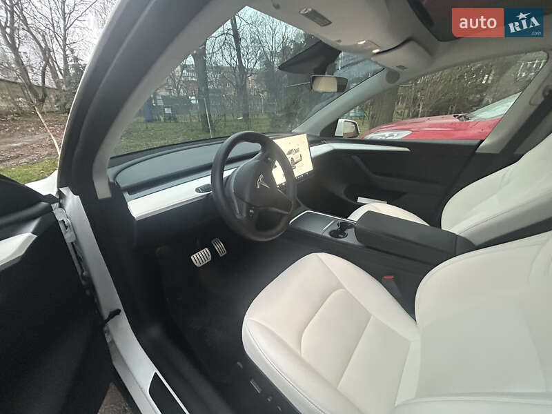 Внедорожник / Кроссовер Tesla Model Y 2023 в Хмельницком