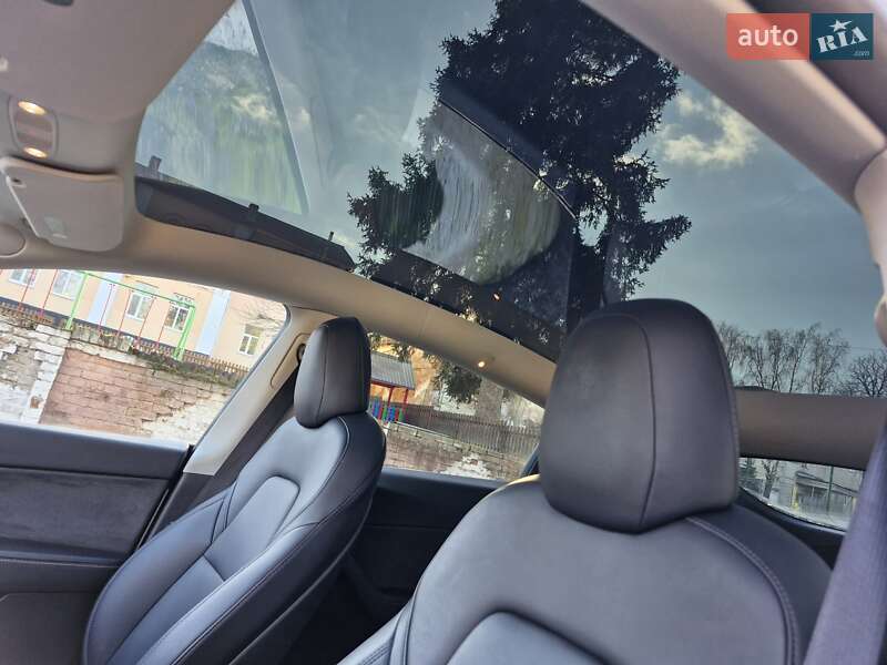 Внедорожник / Кроссовер Tesla Model Y 2022 в Тростянце