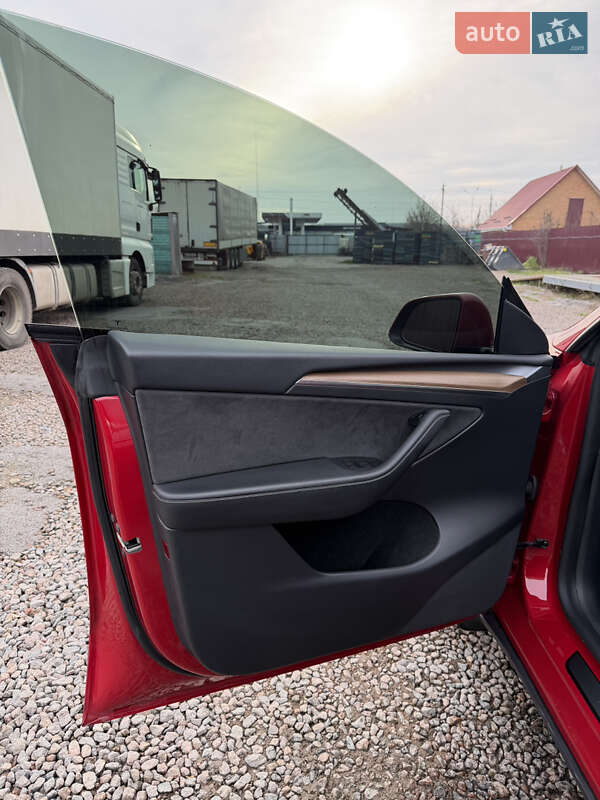 Внедорожник / Кроссовер Tesla Model Y 2022 в Ильинцах фото 16 Внедорожник / Кроссовер Tesla Model Y 2022 в Ильинцах