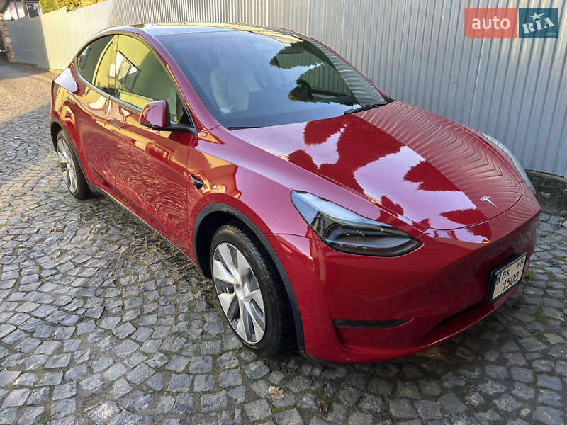 Внедорожник / Кроссовер Tesla Model Y 2022 в Ровно фото 2 Внедорожник / Кроссовер Tesla Model Y 2022 в Ровно