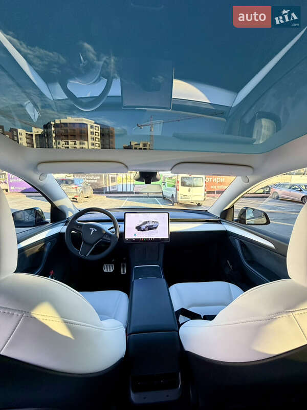 Внедорожник / Кроссовер Tesla Model Y 2024 в Киеве фото 7 Внедорожник / Кроссовер Tesla Model Y 2024 в Киеве