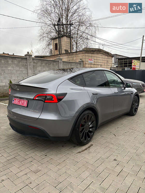 Внедорожник / Кроссовер Tesla Model Y 2024 в Ровно фото 7 Внедорожник / Кроссовер Tesla Model Y 2024 в Ровно