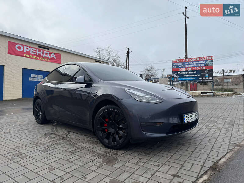Внедорожник / Кроссовер Tesla Model Y 2020 в Кривом Роге