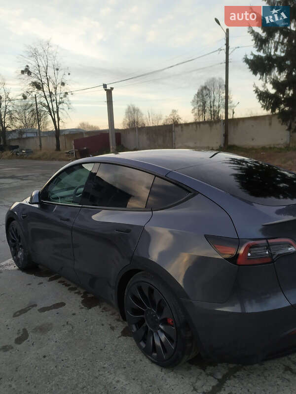 Внедорожник / Кроссовер Tesla Model Y 2022 в Львове фото 6 Внедорожник / Кроссовер Tesla Model Y 2022 в Львове