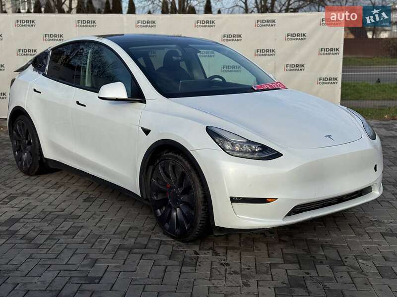 Внедорожник / Кроссовер Tesla Model Y 2020 в Луцке