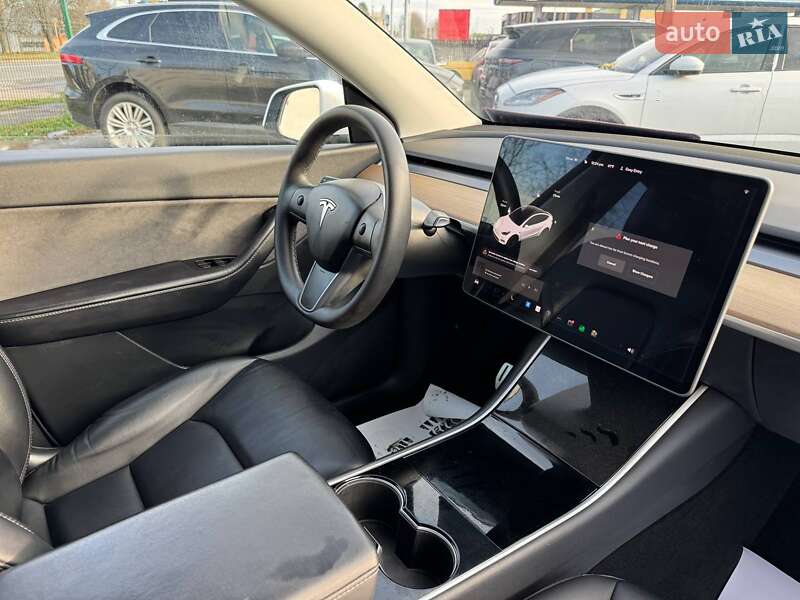 Внедорожник / Кроссовер Tesla Model Y 2020 в Луцке