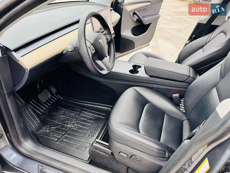 Внедорожник / Кроссовер Tesla Model Y 2022 в Киеве фото 8 Внедорожник / Кроссовер Tesla Model Y 2022 в Киеве