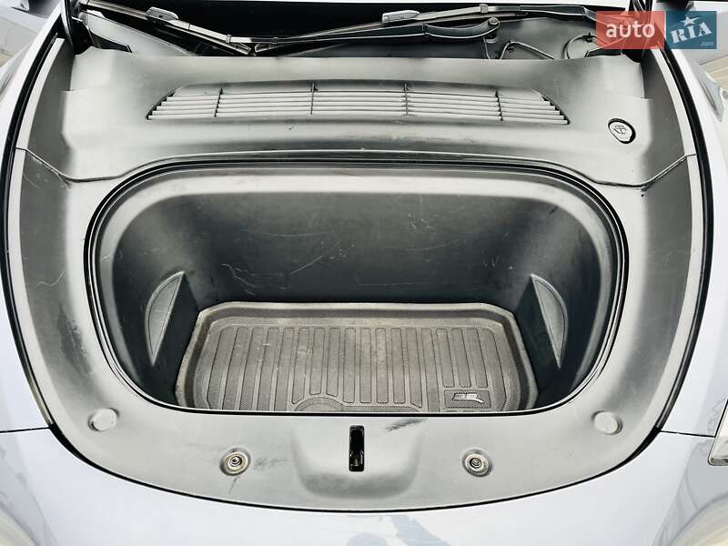 Внедорожник / Кроссовер Tesla Model Y 2022 в Киеве фото 20 Внедорожник / Кроссовер Tesla Model Y 2022 в Киеве