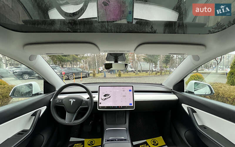Внедорожник / Кроссовер Tesla Model Y 2021 в Львове