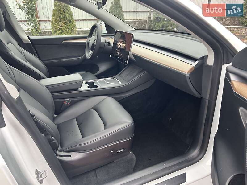 Внедорожник / Кроссовер Tesla Model Y 2022 в Полтаве фото 15 Внедорожник / Кроссовер Tesla Model Y 2022 в Полтаве