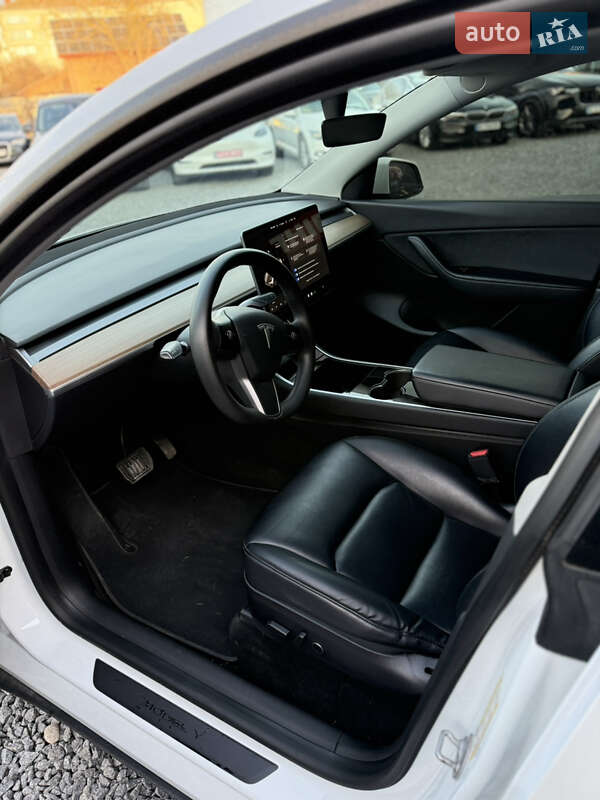 Внедорожник / Кроссовер Tesla Model Y 2020 в Стрые