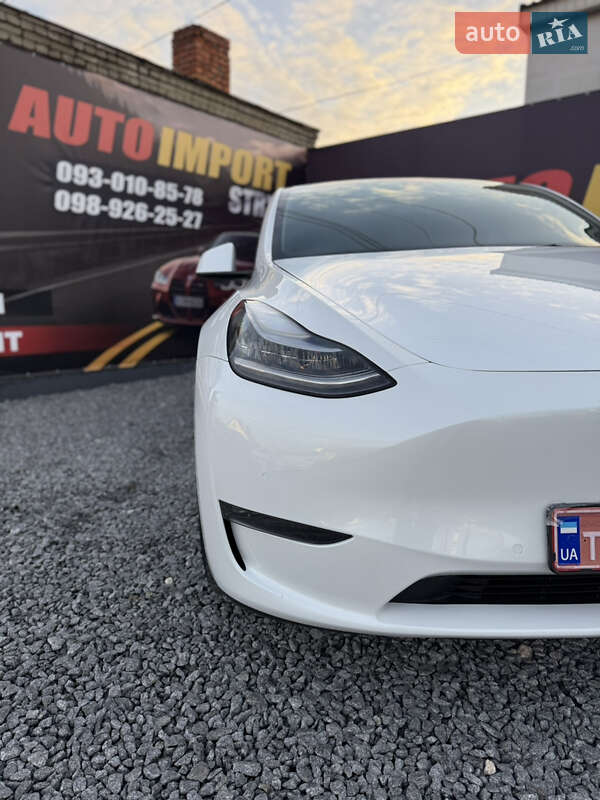 Внедорожник / Кроссовер Tesla Model Y 2020 в Стрые