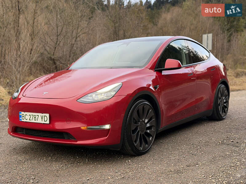 Позашляховик / Кросовер Tesla Model Y 2022 в Львові