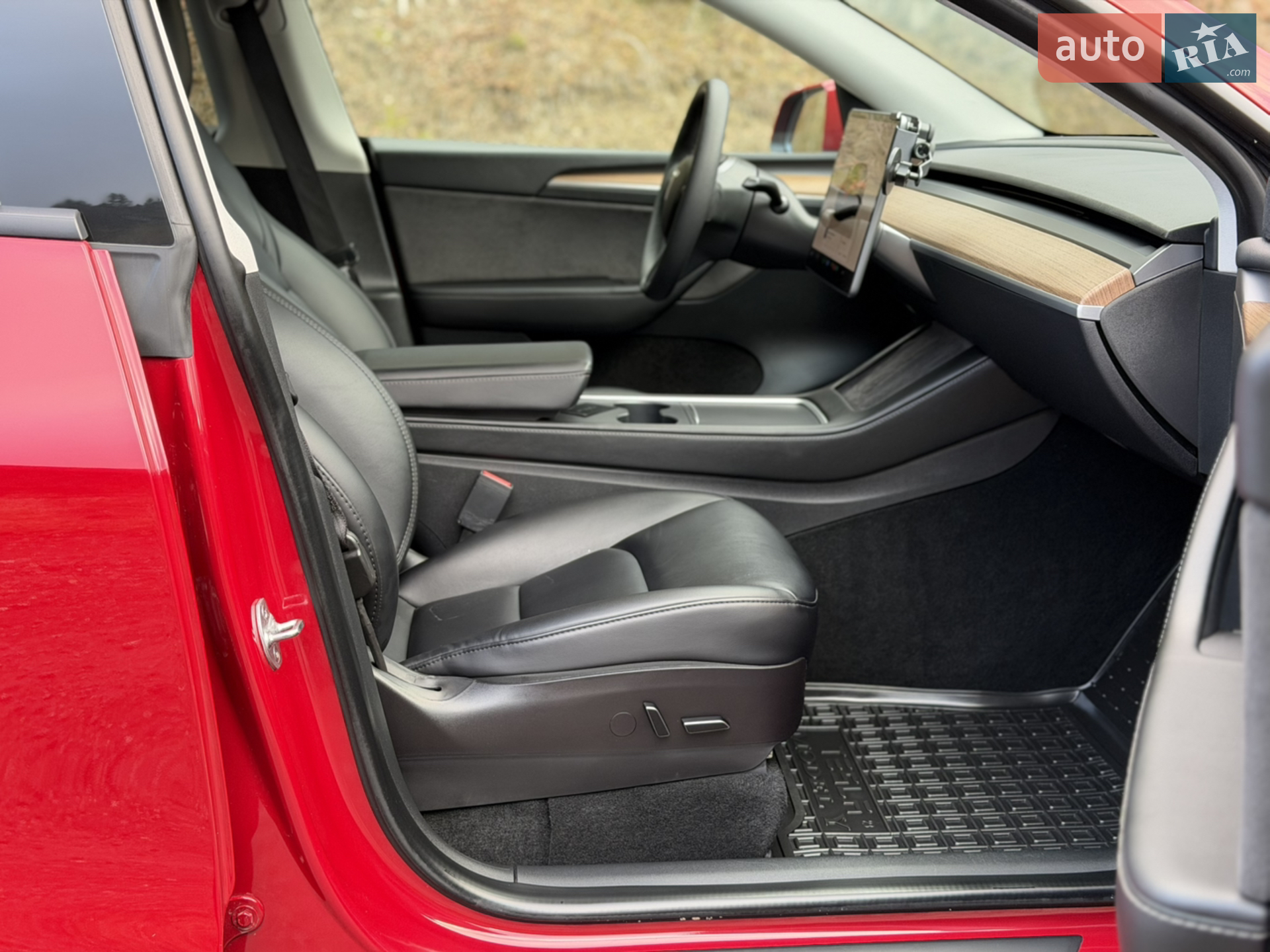 2022 Tesla Model Y - мініатюра 37