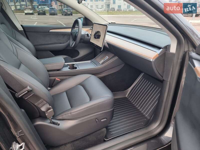 Внедорожник / Кроссовер Tesla Model Y 2024 в Житомире фото 24 Внедорожник / Кроссовер Tesla Model Y 2024 в Житомире