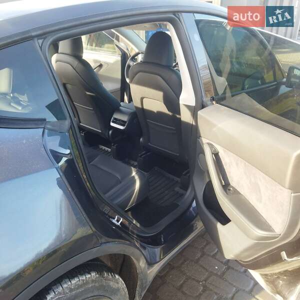 Внедорожник / Кроссовер Tesla Model Y 2024 в Новояворовске фото 9 Внедорожник / Кроссовер Tesla Model Y 2024 в Новояворовске