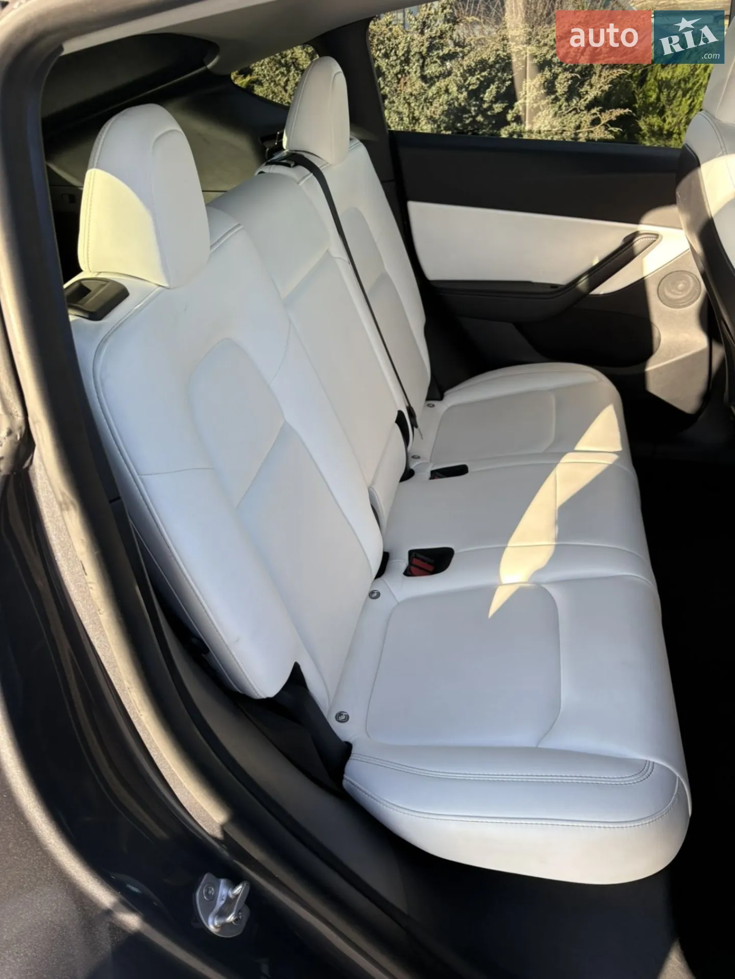 2021 Tesla Model Y - мініатюра 20