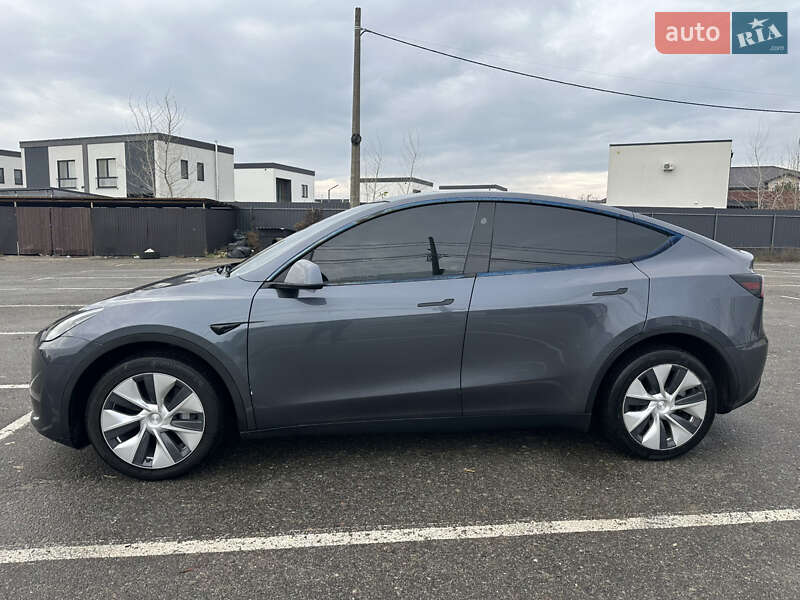 Внедорожник / Кроссовер Tesla Model Y 2023 в Киеве фото 3 Внедорожник / Кроссовер Tesla Model Y 2023 в Киеве
