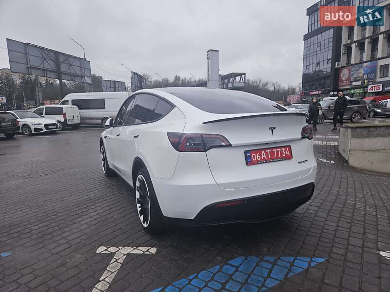 Внедорожник / Кроссовер Tesla Model Y 2023 в Тернополе фото 14 Внедорожник / Кроссовер Tesla Model Y 2023 в Тернополе