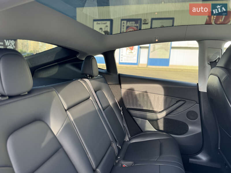 Внедорожник / Кроссовер Tesla Model Y 2024 в Ковеле