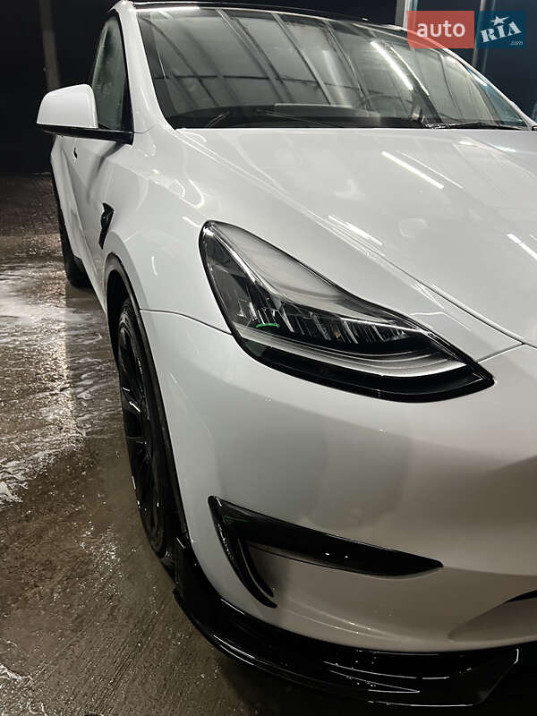 Внедорожник / Кроссовер Tesla Model Y 2023 в Кропивницком фото 2 Внедорожник / Кроссовер Tesla Model Y 2023 в Кропивницком