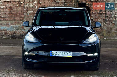 Внедорожник / Кроссовер Tesla Model Y 2021 в Львове