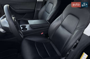 Внедорожник / Кроссовер Tesla Model Y 2021 в Львове