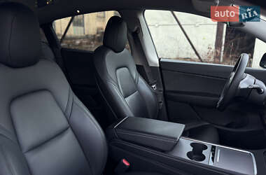 Внедорожник / Кроссовер Tesla Model Y 2021 в Львове