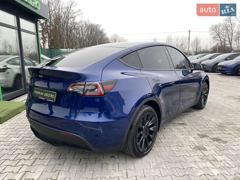 Позашляховик / Кросовер Tesla Model Y 2024 в Києві