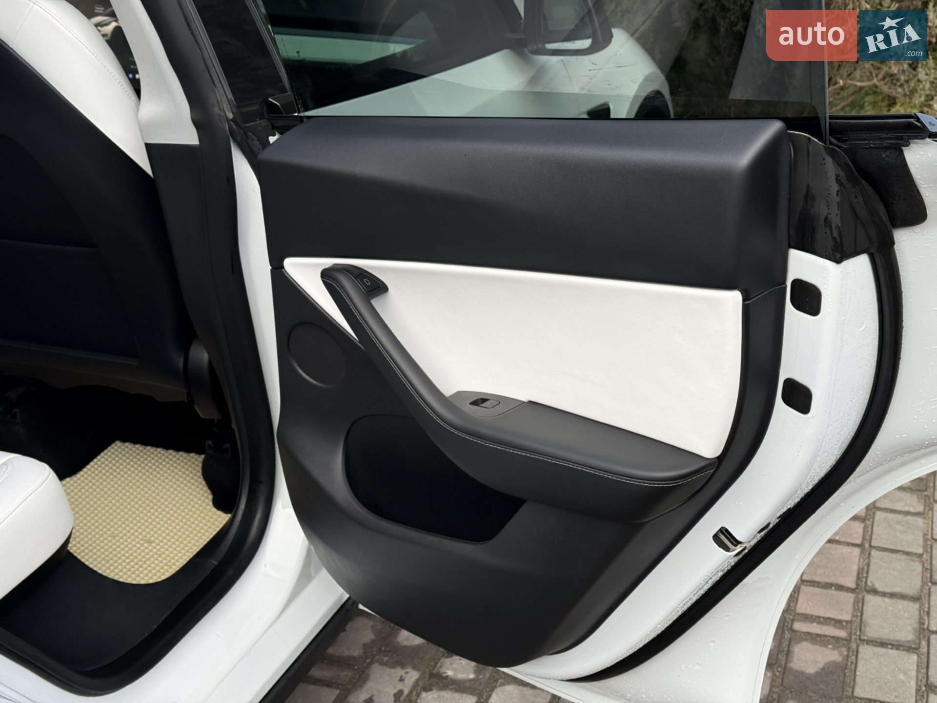 2022 Tesla Model Y - мініатюра 22